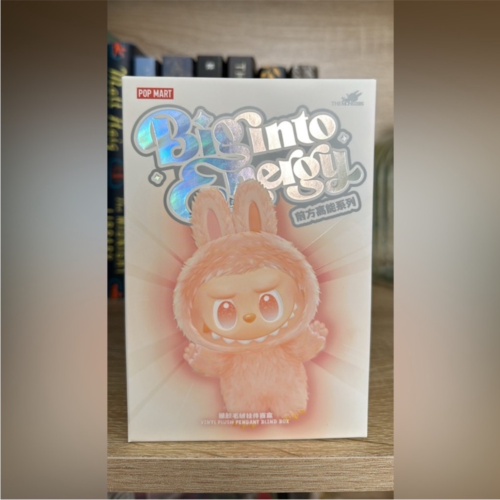 Pop Mart Big Into Energy Labubu (Serenity)